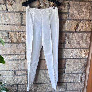 Max Mara winter white dress slacks size 6 Side zipper.  Straight leg, front seam